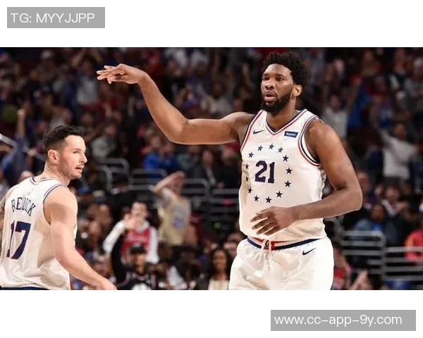 乔治下半场状态回暖15投5中贡献15分12篮板5助攻表现值得肯定