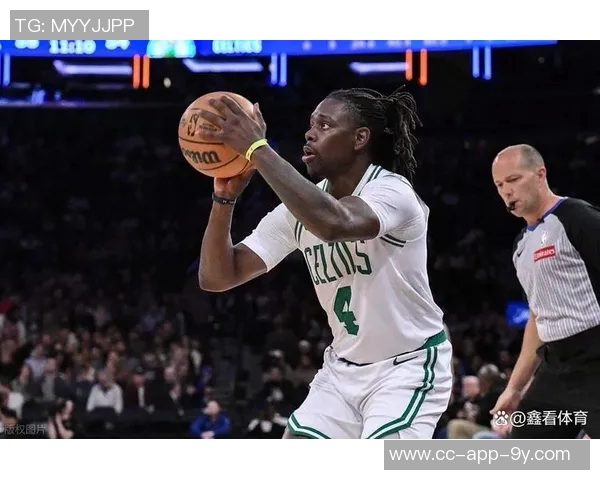 雄鹿需看开拓者态度才能决定霍勒迪与利拉德的未来走向