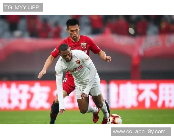 武汉三镇正式宣布贺惯加盟三次官宣后终于转正成球队一员